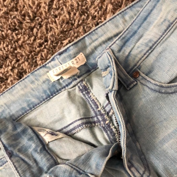 Forever 21 Light Blue Jeans - Picture 6 of 11